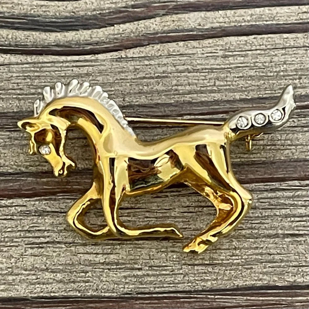 Horse Brooch Pin Equestrian Galloping Faux Diamond Embellished Gold Silver Toned